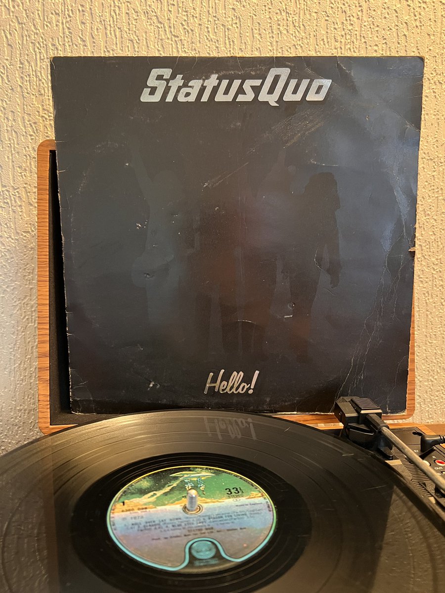 watterloony's tweet photo. #NowPlaying
Status Quo - Hello!
@Status_Quo #statusquo #hello #vinyl #vinyladdict #vinylcollector #vinyljunkie #recordhaul #vinylhaul https://t.co/LVpmUTCACA