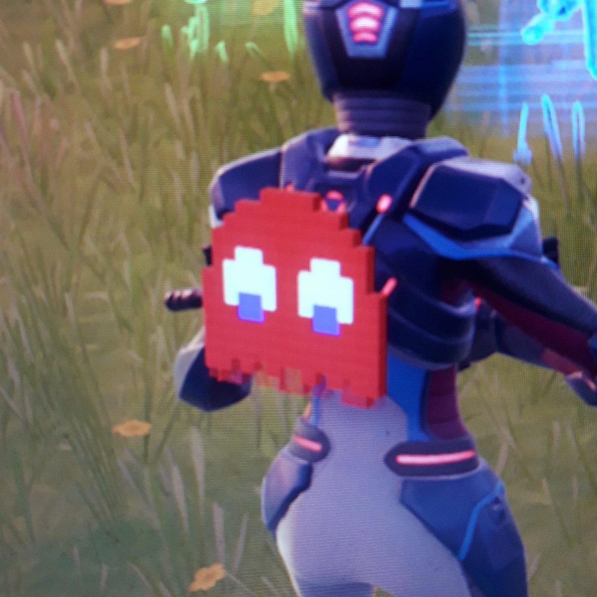 pablofrancini's tweet photo. waka-waka-waka :V ****** Ultimas horas de la Season 2 y Evento!! code #KROWD https://t.co/8ZhNrkJ21Z #Fortnite https://t.co/JLfC8AHcM1