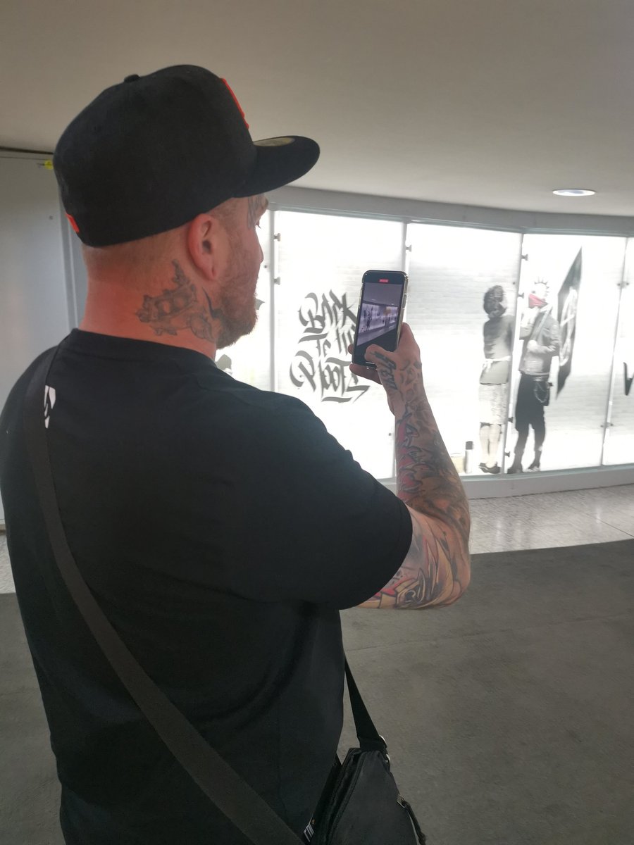 SkullsOnETH's tweet photo. At the #banksy exhibition in Hamburg with @Tomsen_SOE and @jonzybones_SOE #artists https://t.co/W0OH01MU07