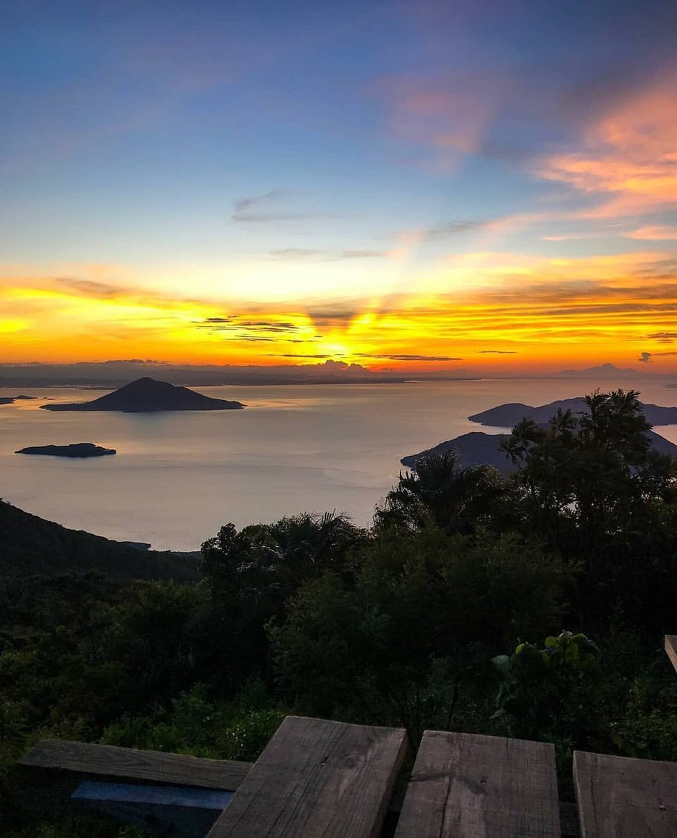 NetoMaster08's tweet photo. @NetflixLAT Espíritu de la montaña, Conchagua, El Salvador https://t.co/7mcegJwH8k