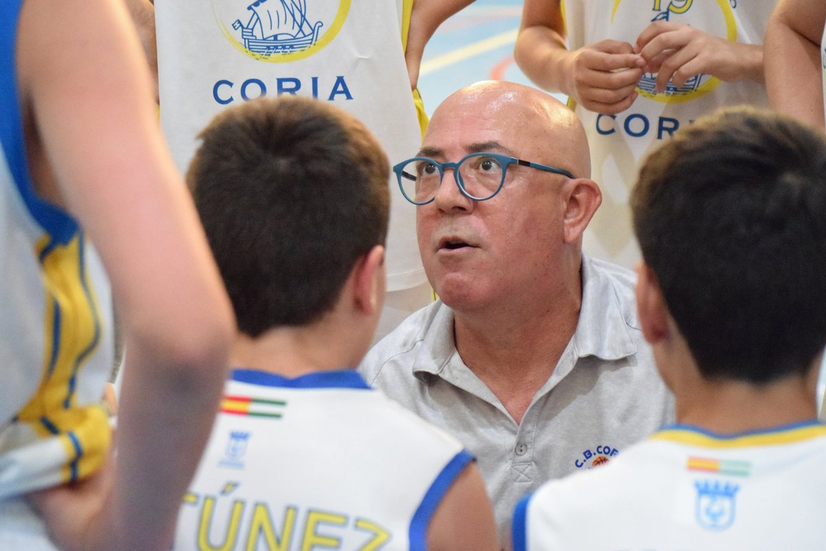 SevillaFAB's tweet photo. #FaseFinalMiniMas2002
⭕Jornada 1
🗓️3 al 5 de Junio
🏟️Pabellón Muriel Bujalance Leal
📍 @gelvescomunica
⌛20:00 h
Final del Quinto Periodo ‼️
🏀 @CBGELVES 6️⃣8️⃣
🆚️
🏀 @BaloncestoCoria 6️⃣4️⃣
📲 Siga los Partidos en vivo a través de la APP "AFICIÓN FAB"
🎥 https://t.co/U33IFBPjHf https://t.co/pVAMGLYB3A
