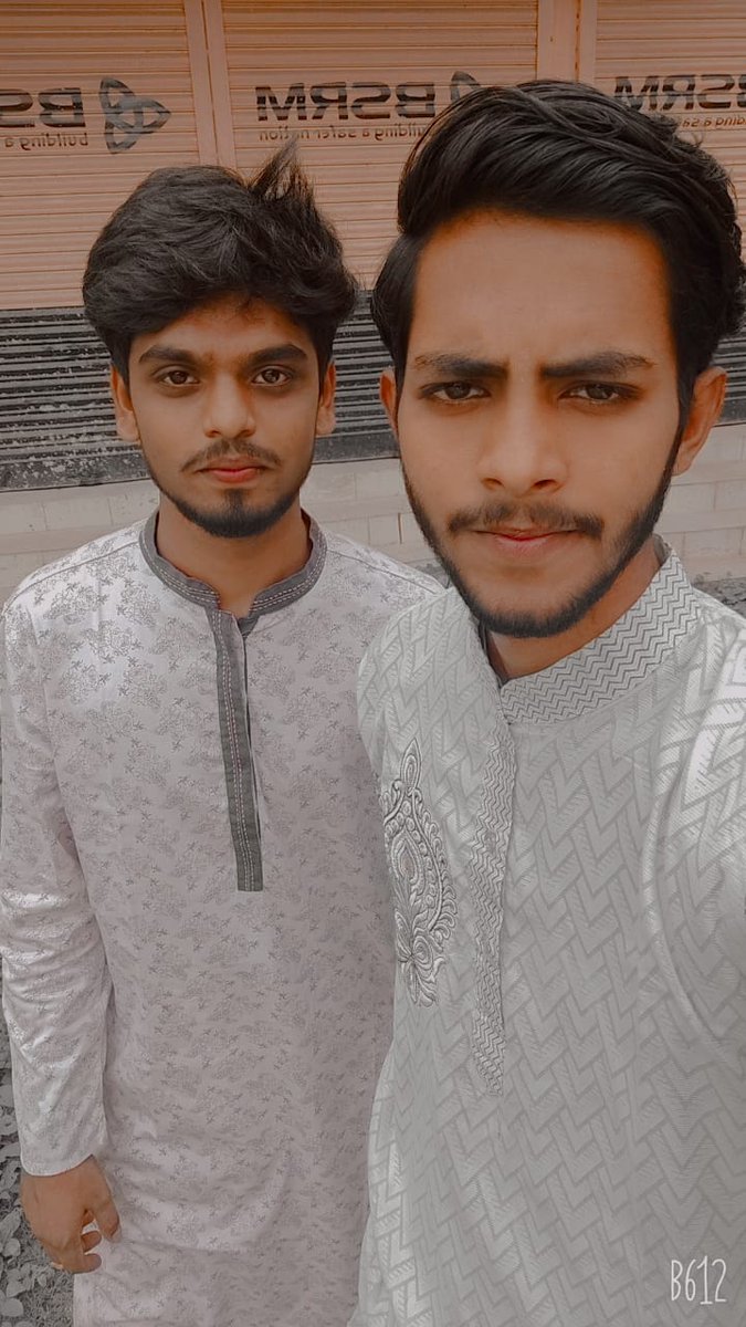 JhAsif4 tweet picture
