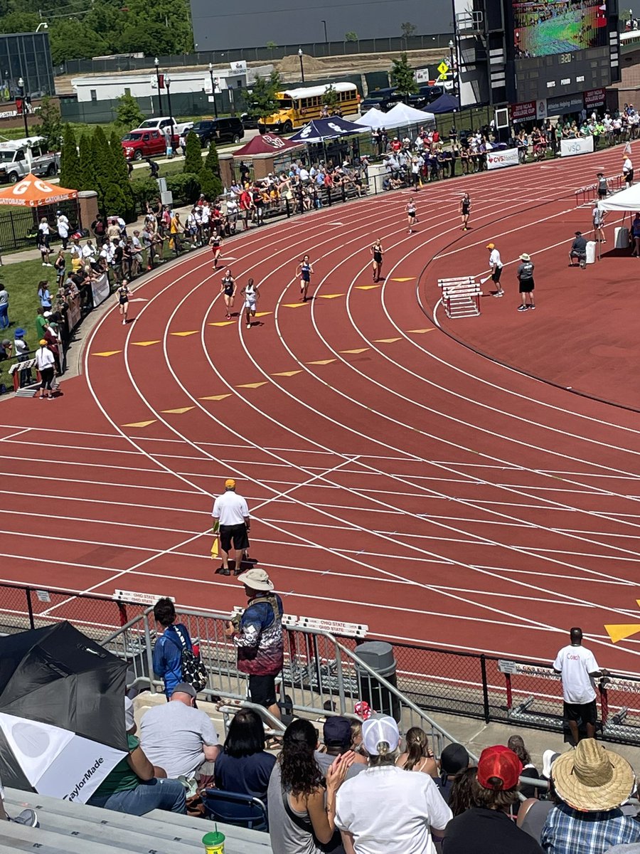 Reagan runs well and qualifies for finals in the 400. <a href="/LVHS/">LVHS Panthers</a> <a href="/LValleyPanthers/">LValley Athletics</a>