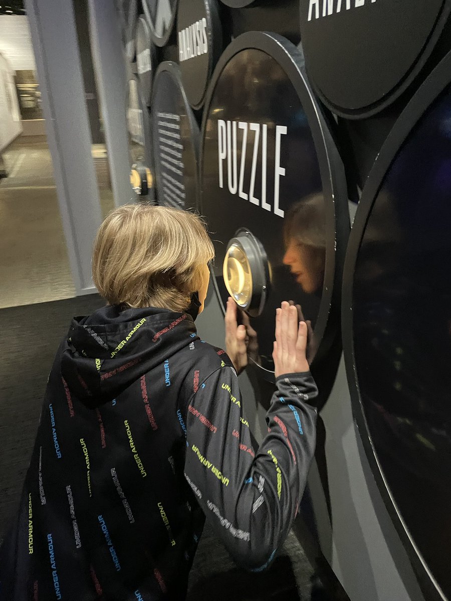 BrookeByTheBook's tweet photo. Spy Museum! #efexploreamerica https://t.co/lR9BRZOutG