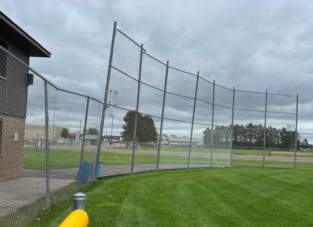 Eastern Minny League tweet media