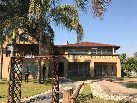 MasvingoTourism's tweet photo. Four of the best lodges in Masvingo!  Can you name them? https://t.co/t75OjiACtE