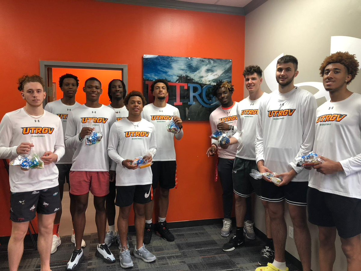 .<a href="/UTRGVmbb/">UTRGV Men’s Basketball</a> players were excited to give back to the community as they learned about the <a href="/BEACHAMPIONINC/">Be A Champion, Inc.</a> outreach initiatives in Edinburg &amp; McAllen through the CHAMPION ATHLETES ACADEMY. Big things ahead for this partnership

<a href="/GoUTRGV/">UTRGV Athletics</a> <a href="/utrgv/">UTRGV</a> <a href="/TexasHoopsGASO/">TexasHoops/GASO 🔗</a> <a href="/4YFilms/">𝔽𝕠𝕣𝕖𝕧𝕖𝕣 𝕐𝕠𝕦𝕟𝕘 𝔽𝕚𝕝𝕞𝕤 SPORTS 🎥</a> <a href="/CityofMcAllen/">City of McAllen, TX</a>