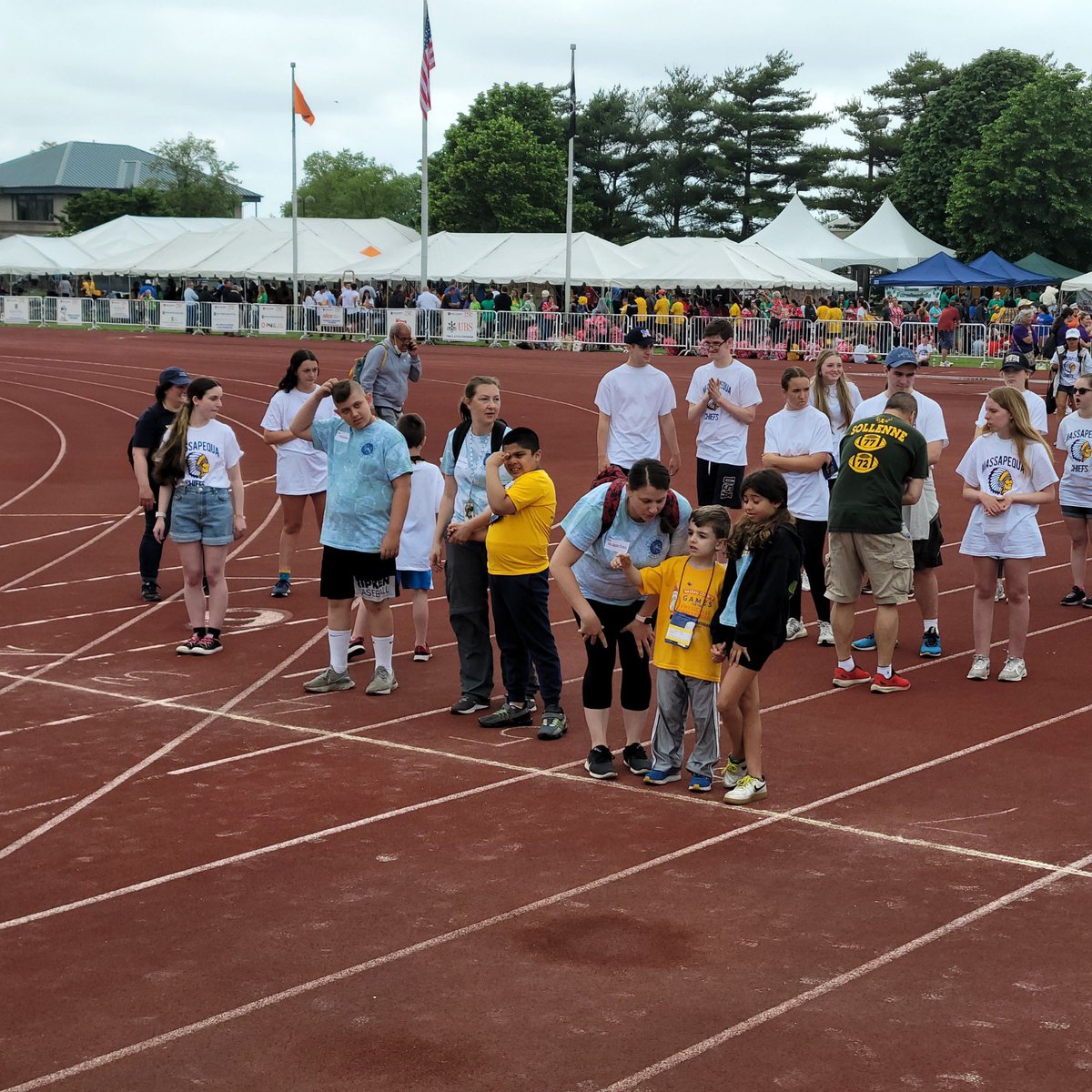 Shout out to all our students and buddies for participating in this years Empire Games. Thank you Mr. Gatto, Dr LaChance &amp; all the teachers and staff that make events like this possible.  Special day for all! #teamwillow <a href="/WillowRoadVS13/">Willow Road School</a> <a href="/VS13UFSD/">ValleyStream13UFSD</a> <a href="/MauraDL528/">Maura Dantuono Lachance, Ph.D.</a> <a href="/DrLisa_Dunn/">Lisa Dunn</a>