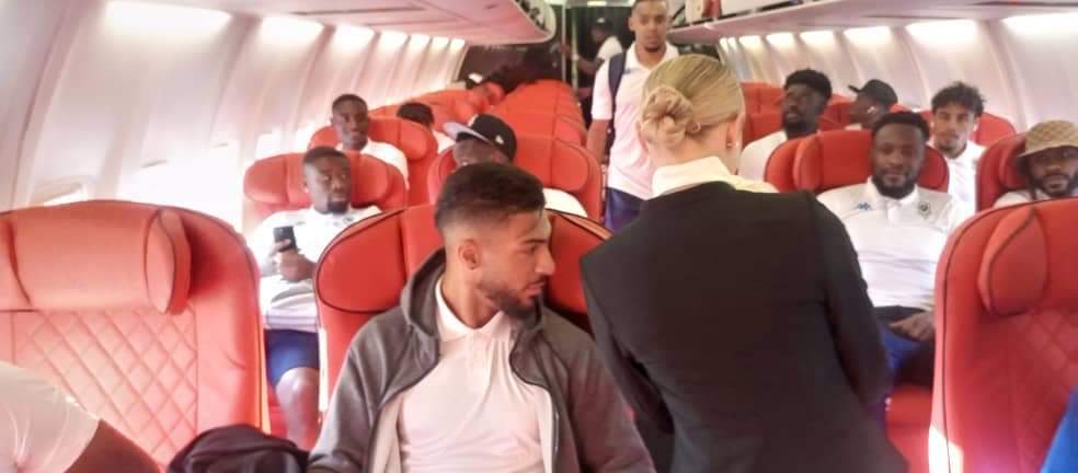 ''n'attendez rien d'ali bongo..et de son gouvernement'' dixit André MBA Obame. Pourquoi partir en mise au vert en France  alors que le Congo B et le Rwanda ont des installations capables d'accueillir notre équipe de foot. <a href="/FrankNguema/">Frank Nguema</a> <a href="/SportGOUVGA/">Ministère de la Jeunesse, et des Sports</a> L'amateurisme dans son paroxysme