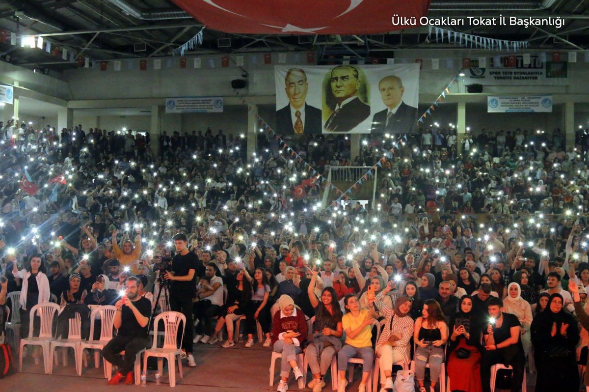 Yildiraycicek9's tweet photo. MHPve Ülkü Ocakları’nın Türkiye genelindeki programlarına baksalar zaten bu anketleri yayınlamaya utanırlar.Sırf Ülkü Ocakları’nın programlarında kalabalıklar bile Deva,Saadet,Demokrat,Gelecek, İP gibi partilerin programlarındaki kalabalıkları 100’e katlar
https://t.co/wwYZohqhcp https://t.co/YGRrHEOpga
