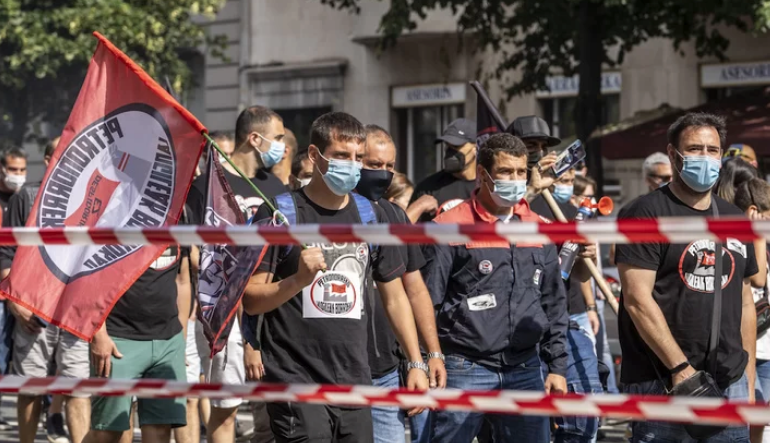 El comité de Petronor espera que la dirección «rectifique el rumbo» tras el fallo del TSJPV naiz.eus/es/info/notici…