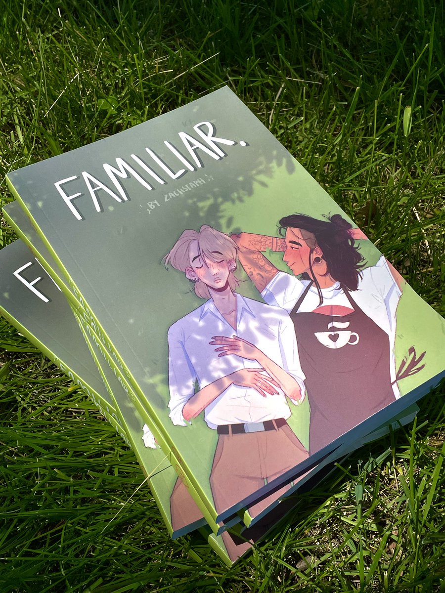 FamiliarComic's tweet photo. 🌸THE WAIT IS OVER🌸

all the books have arrived and they are ready to be shipped starting next week ⭐️

if you grabbed a copy be sure to check your mail very soon!! https://t.co/6MNrlHEFCK