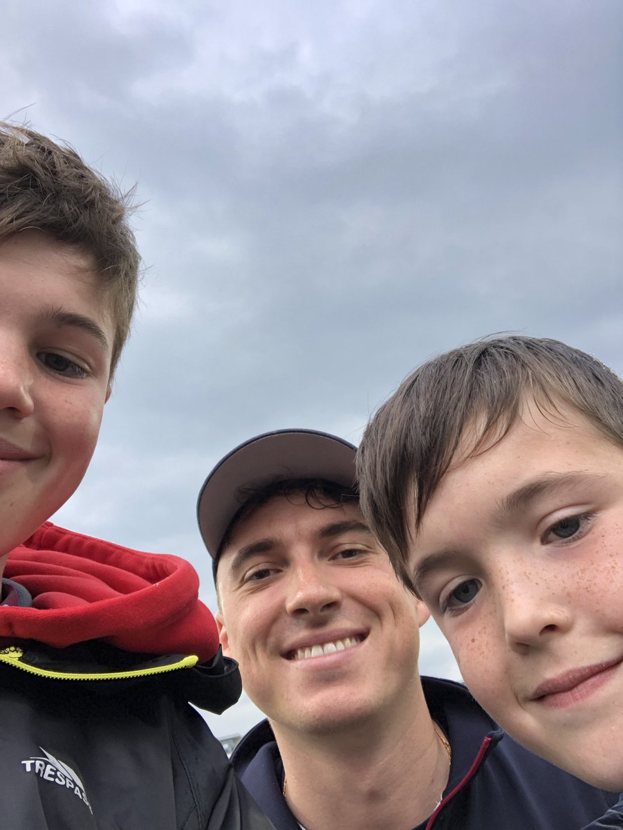 Coxsbox's tweet photo. @SomersetCCC Thomas &amp; Joseph Cox chuffed to meet their favourite players #StreamInStyle #WeareSomerset #Ondaatjefamilystand https://t.co/HwbgdgT9tl