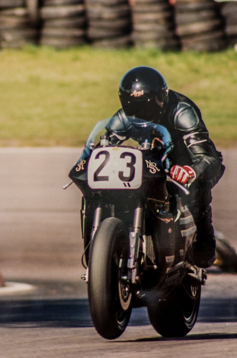 Bur1Burr's tweet image. jpsnorton.com/race-bikes/the…
Mark Farmer memory #Crighton #Norton #Roton #JPS #NSR God Bless DB