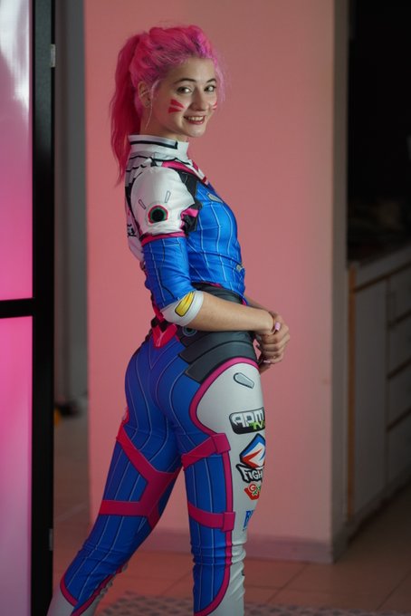 Hoy stream en twitch! https://t.co/CKNNu6nUPV VIERNES Y SABADOS: 23 horas Argentina. 21 horas mexico