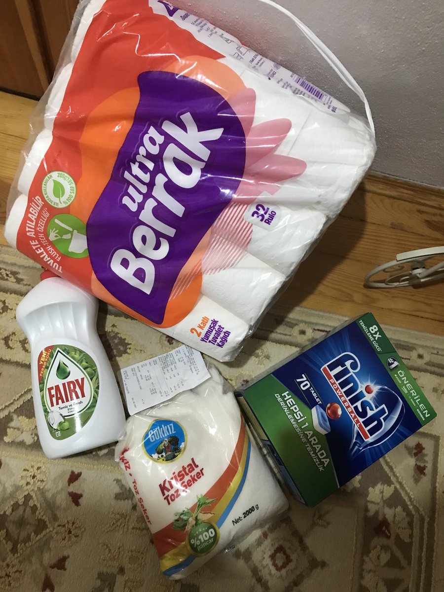 Bu gidişle popo silme tarih olacak,bulaşık yıkama manuel olcak şeker desen kilosu olmuş 20tl 4parça lazım olan ihtiyaç 223tl tuyor ekonomi uçuyor..çalışarak batan vatandaş sendromu yaşıyoz bu hayatı