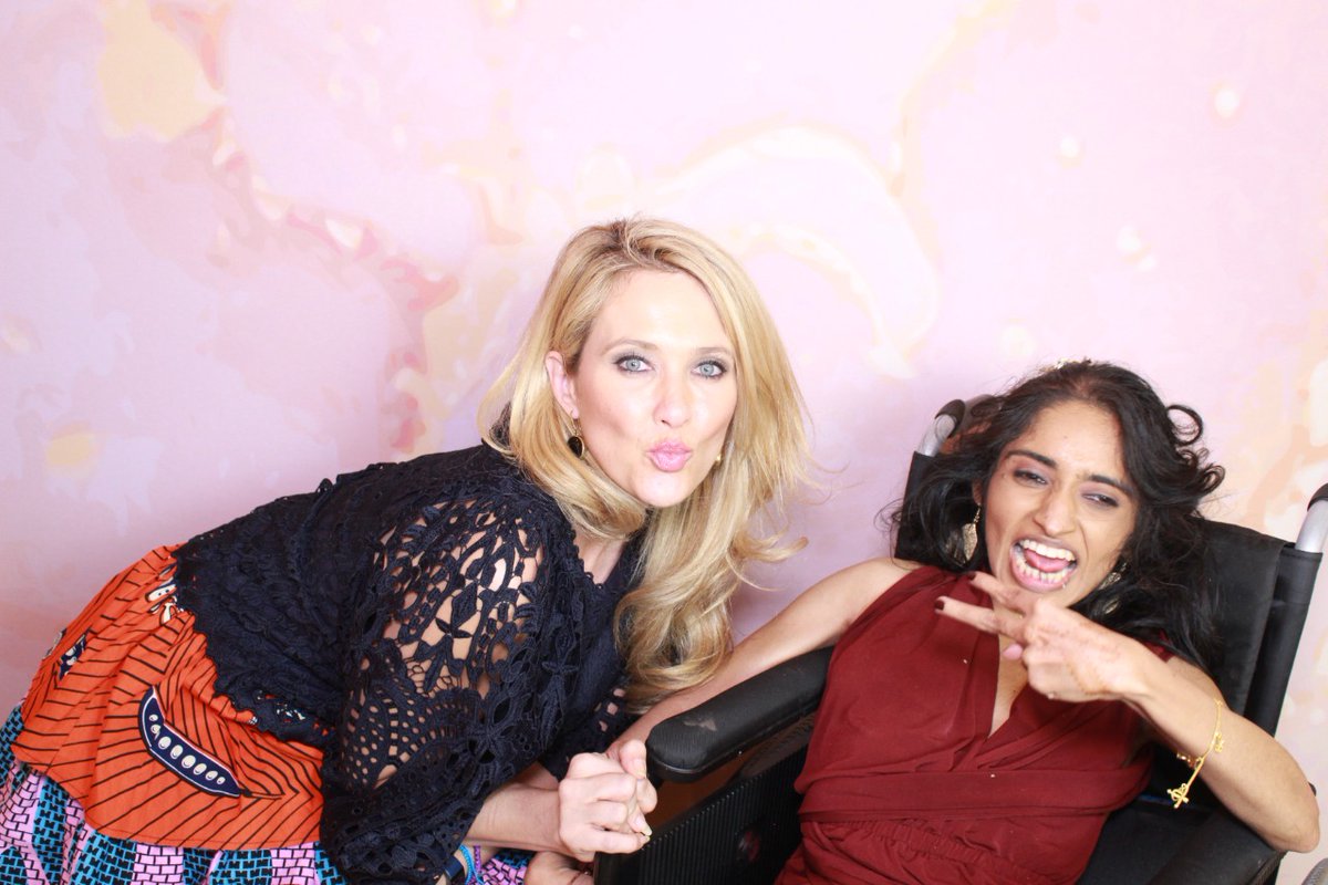 Nisha360's tweet photo. The joy that only a Superhero can bring
This picture is particularly poignant to me because that morning as my world moved forward I was misty until My Superhero arrived to remind me that she would never leave
I LOVE YOU Superhero @ChangeAgentSA
#TheOneWhoStayed https://t.co/UYbHRdUbkl