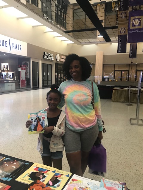 Avant_GardeBks's tweet photo. #TrueRoyalty ๐ No voodoo. No evil stepmothers. No poison. No murder. No fighting. Every story is filled only with positive images and messages! โค๏ธ Get a copy for your princess! #PrincessMaude ๐ค#PrincessTiffany ๐#PrincessFelicia ๐#PrincessValerie ๐https://t.co/vuYNxwXB9O https://t.co/49cZVCDNCk