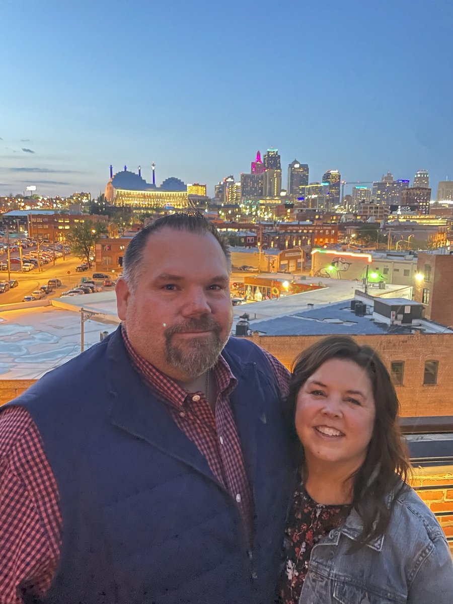 nancejenny's tweet photo. Happy birthday to @ThatCupGuy you make 50 look good and I am so thankful I get to do life with you!😘 https://t.co/lUN6299eJm