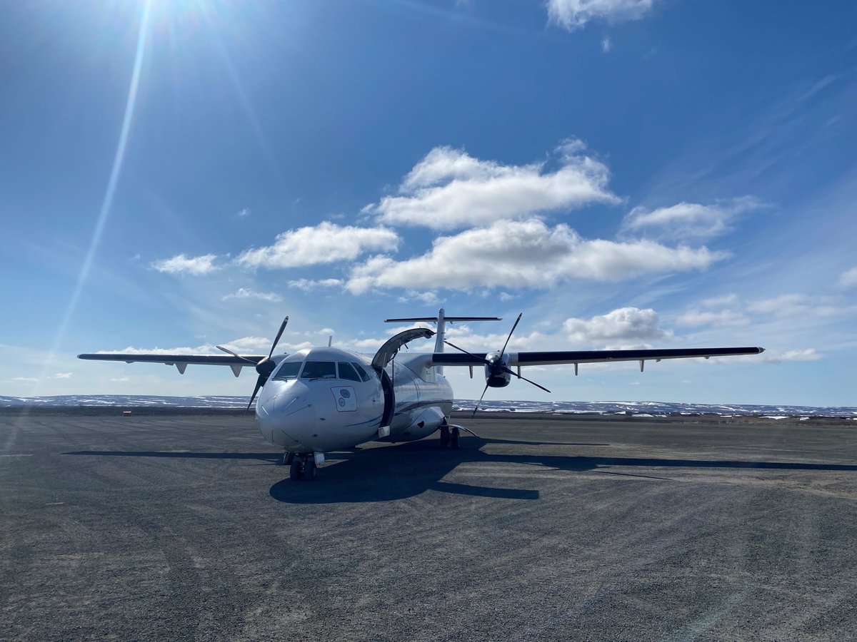 Fly_SummitAir's tweet photo. Our team dropping off groceries in Kugluktuk, Nunavut on a beautiful sunny day!
Interested in shipping with us today? Summit Cargo provides airfreight services across Canada, Call us to get started:
867.765.5959
#Cargo #Nunavut #SummitCargo #Freight https://t.co/wYJ8uVUi3H