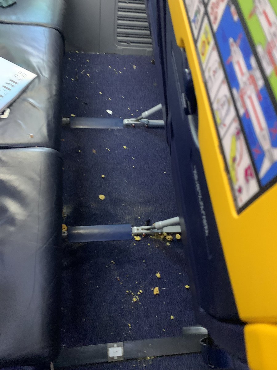 bethanyadshead's tweet photo. @Ryanair This is what I’m boarding on my @Ryanair flight. Apparently no time to clean https://t.co/aKTEISEsSB