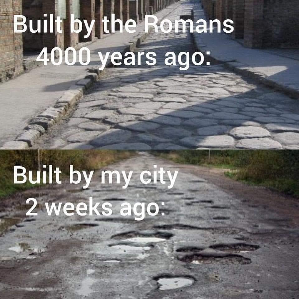 MeadowW425's tweet photo. #fixroads #dangerous #potholes 😩 https://t.co/cS0jIA2JYJ
