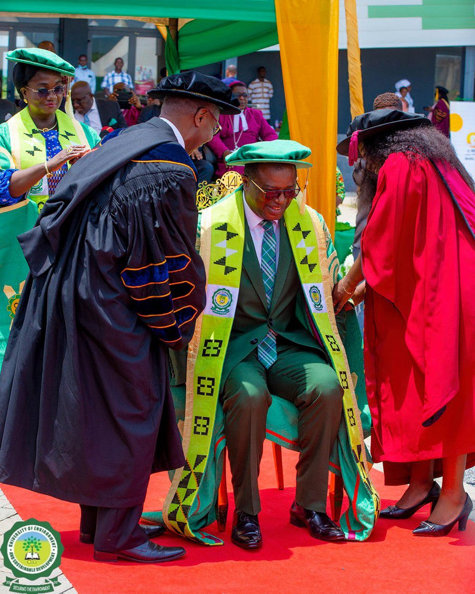 uesdgh's tweet photo. The Investiture of Prof. Eric Nyarko-Sampson, as the first Vice-Chancellor of the UESD, Somanya took place on the 3rd of June, 2022, at a colorful ceremony at the  Forecourt of the Multi-Purpose Building. #VCinvestiture #HOPE22 #UESD22 #CongratsVC https://t.co/U2XjBUNiek