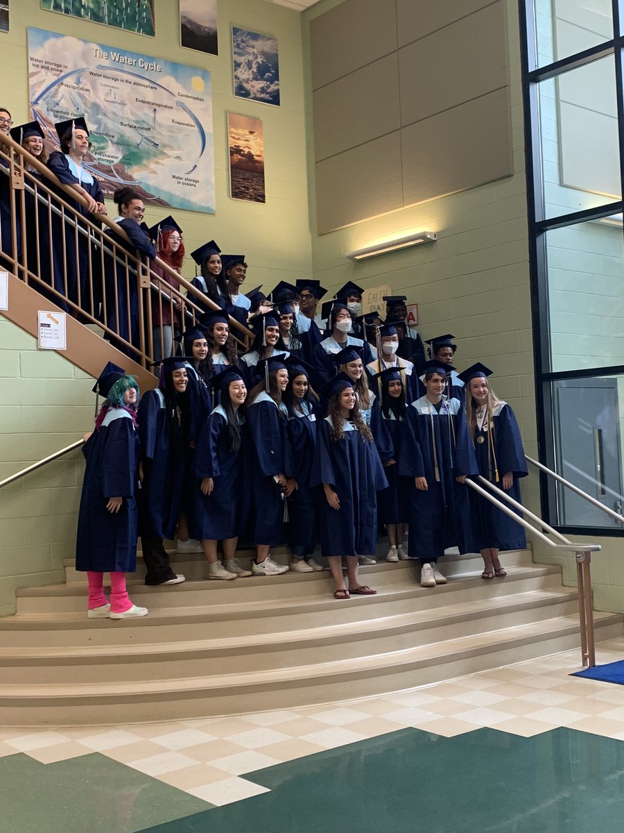 3 days till graduation! Look at these amazing photos of the Class of 2022 back where it all started! Thank you so much to all the principals and schools  for welcoming us back into our alma maters for Senior Stroll!