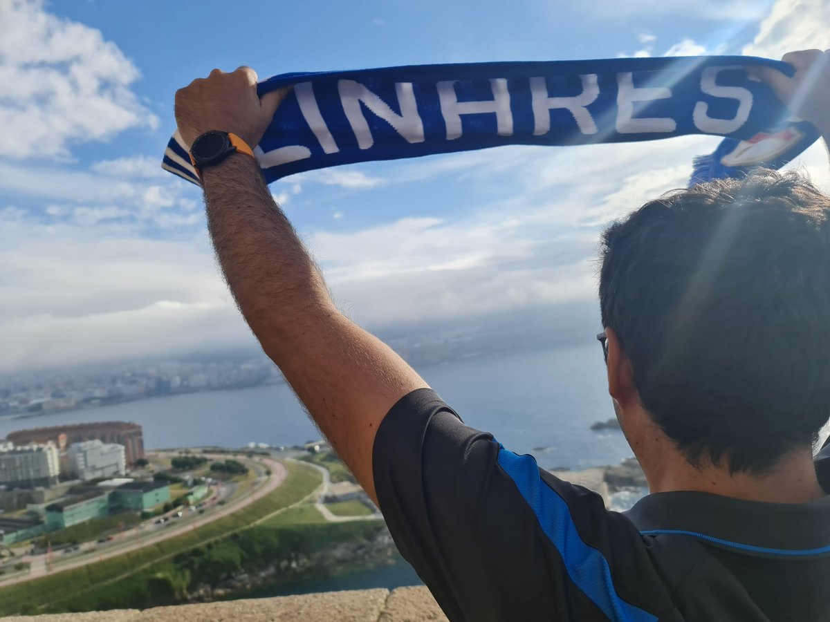 gaxupin's tweet photo. Oye! Donde esta mi gente? Espero que muchos ya estéis llegando y otros a pocas horas de salir de Linares. Os esperamos ya aquí con muchas ganas. Mientras seguimos difundiendo la palabra. Vamos @Linares_Dptvo! Mañana es el día! 💙 #sisepuede #laliamos #torredehercules https://t.co/T4v9MNJbjW
