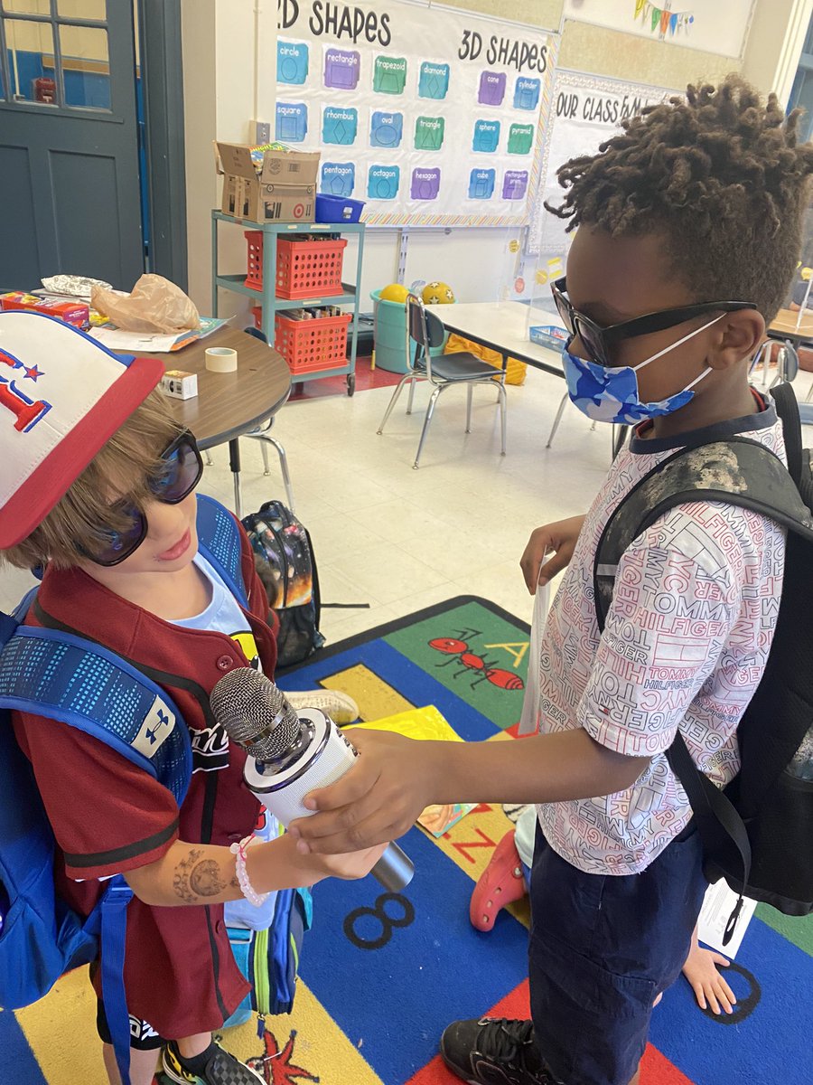 MsGallosClass_'s tweet photo. Interviewing each other about what they are excited for in second grade! What a great way to end a GREAT year! https://t.co/GHCHjWJ3rD