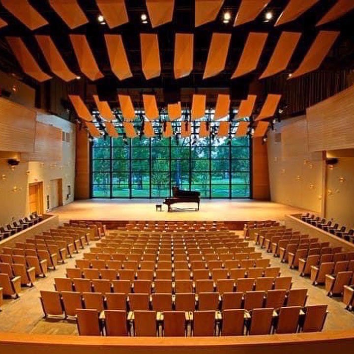 JeremiEdwards1's tweet photo. This weekend I will be flying up to The Mostly Modern Festival which takes place in in Saratoga Springs, New York and celebrates classical music of our time.#mostlymodernfestival #mostlymodernfestival2022 #newmusic #composerslife #newyork #saratogasprings #skidmorecollege https://t.co/qm1ZhuGjWC