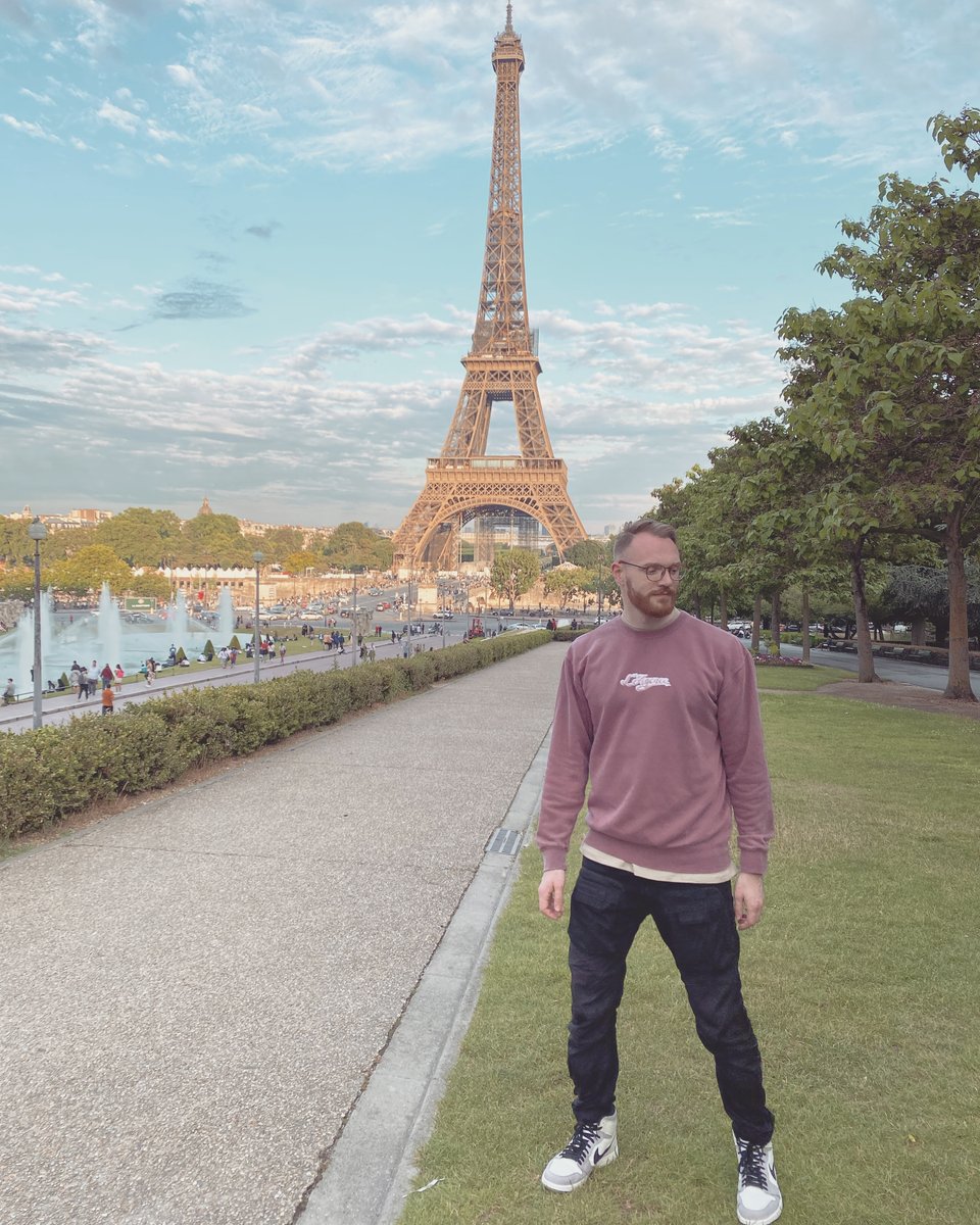 wunderflipper's tweet photo. @Thunderblunder7 @StaysSuave 
had to go to Paris for this one https://t.co/lOhMFw2CF2