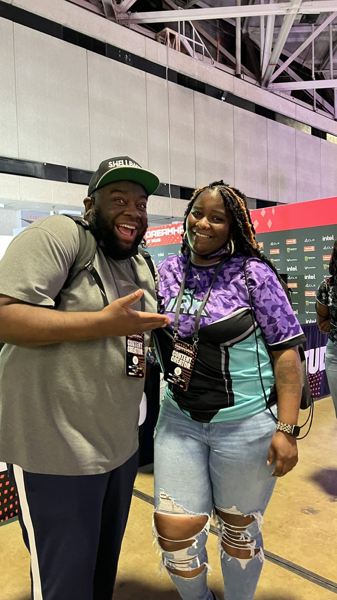 DDS618_'s tweet photo. I found Queen @iAM_iKandi … the one who is partnered on 50,000 platforms!!! #ShellbackTech #DHDAL https://t.co/UAwTrXyibU