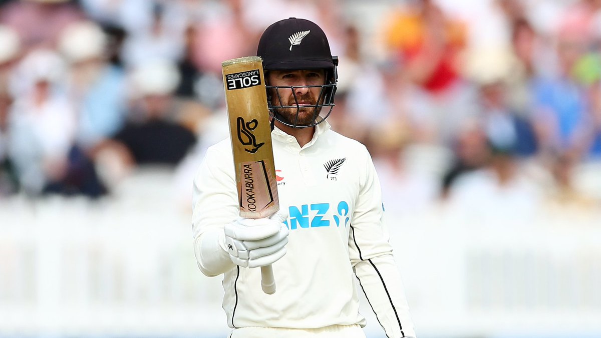BLACKCAPS's tweet photo. #StatChat | @dazmitchell47 and Tom Blundell's unbeaten 180-run partnership has equalled New Zealand's fifth-wicket record against England, set by Martin Crowe and Shane Thomson at Lord's in 1994 🏏

#ENGvNZ https://t.co/S5oohbWPwS
