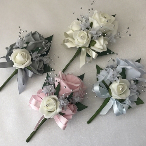 theessexflorist's tweet photo. Are you looking for a #flowercorsage for #prom Well we can design and handmake your #promflowers from just £12.50. We can create using #freshflowers #fauxflowers or even #driedflowers in any colour scheme. Choose from a #wristcorsage or #dresscorsage Get in touch now!!! https://t.co/qROK8ICdUI