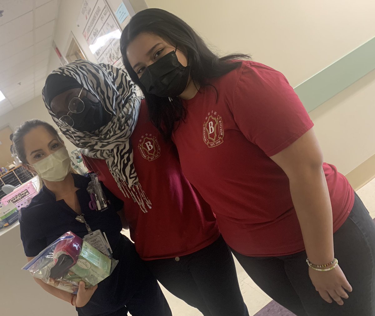 McEachern HS Beta (@mhsbeta) on Twitter photo Thanks to MHS alum and Director of Nursing, Mandy Medlock, for helping us share 50+ Frontline Fan Club healthcare bags IN PERSON for the first time since the start of the pandemic at Wellstarcobb Hospital today. <a href="/CobbSchools/">Cobb County Schools</a> <a href="/nationalbeta/">National Beta</a> <a href="/McEachernHigh/">McEachern High School</a> Thanks to MHS alum and Director of Nursing, Mandy Medlock, for helping us share 50+ Frontline Fan Club healthcare bags IN PERSON for the first time since the start of the pandemic at Wellstarcobb Hospital today. <a href="/CobbSchools/">Cobb County Schools</a> <a href="/nationalbeta/">National Beta</a> <a href="/McEachernHigh/">McEachern High School</a>