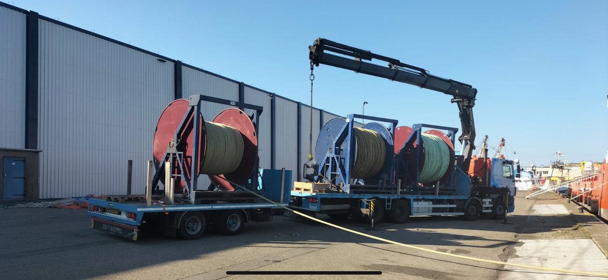 Albert Hartman tweet media