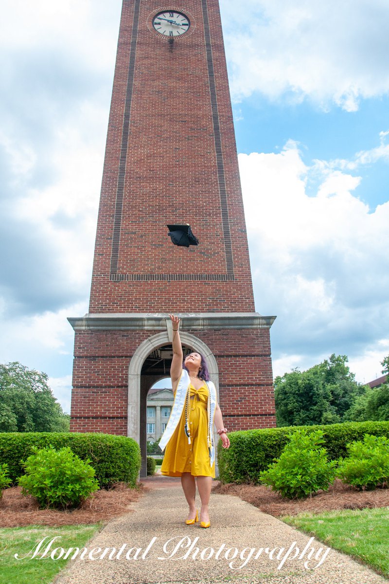 miraculousd__'s tweet photo. #graduation #summersale #hotgirlgrad https://t.co/kdWb6ByZxC