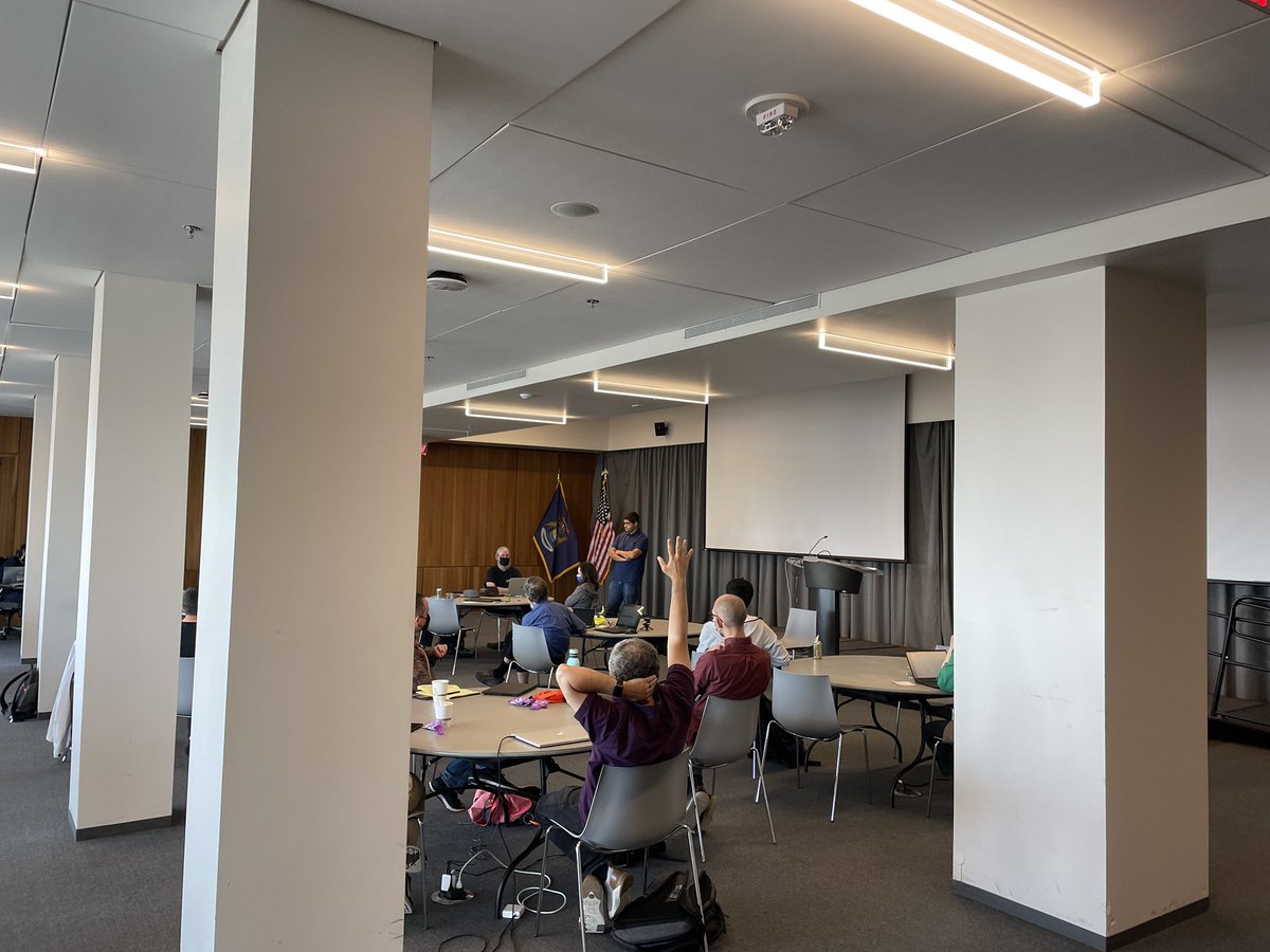 UMICHCS's tweet image. #GPTP workshop discussion going strong on Day 2 - @UMICHCS hosting attendees from Portugal, Austria, Mexico, the UK, all across the US and more in 19th year. @umichLSA #geneticprogramming