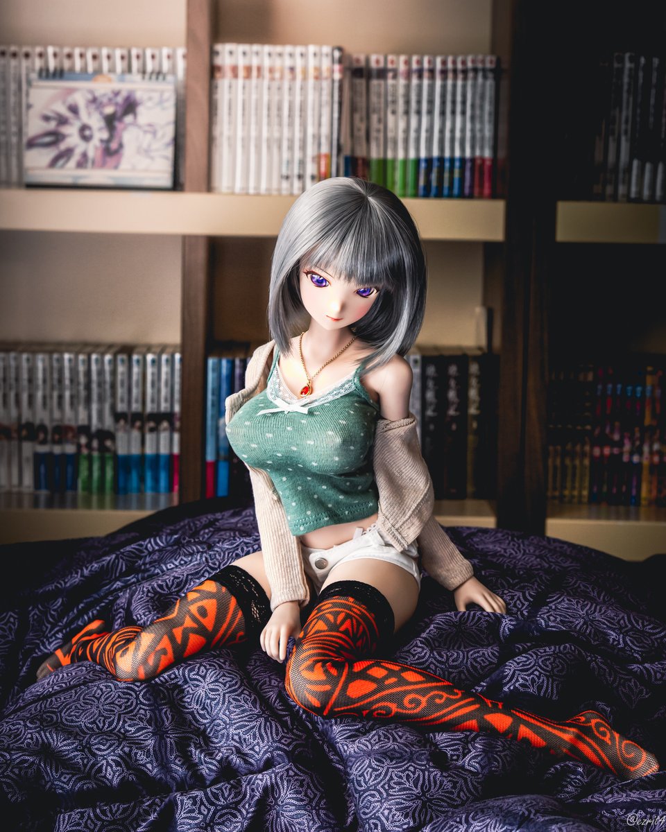 Ezrit4's tweet image. アグレッシブなカラーに挑戦してみました。 どうかな？ 

👗: #TREEdesign / #Nine9style / #TTYA / #dollmore