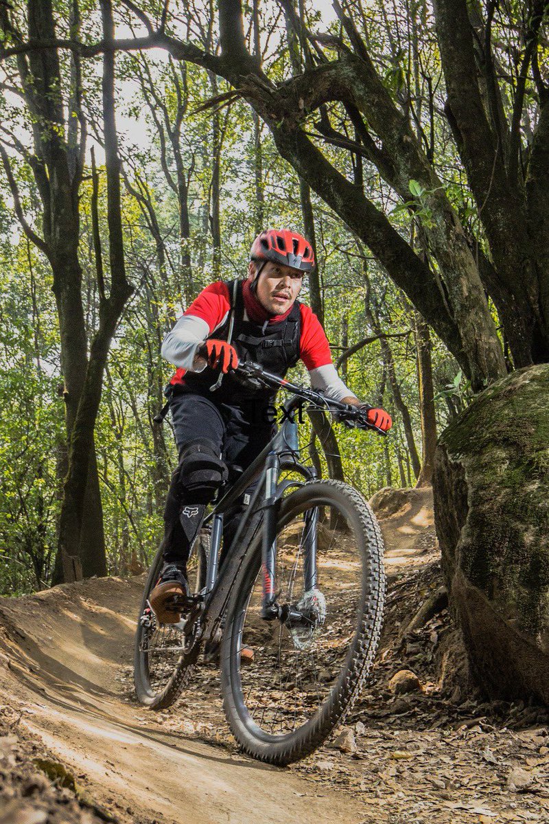 frankpg18's tweet photo. @KotasekRafa Cualquier día es bueno para salir a rodar #DiaMundialDeLaBicicleta https://t.co/ceGGsjBHGY