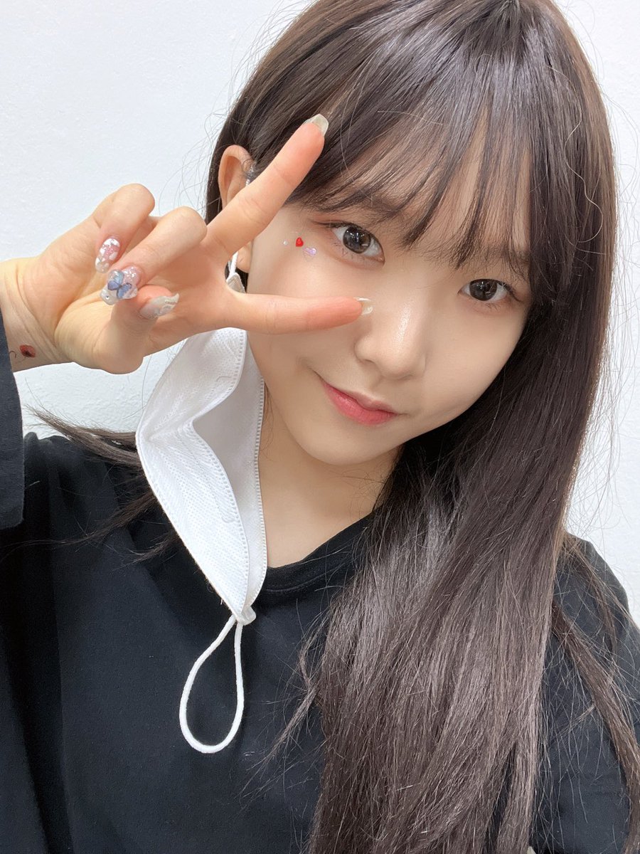 huiyeonpics's tweet photo. 220525 ⓒ twitter

#LIGHTSUM #라잇썸
#휘연 #HUIYEON
#フィヨン #徽姸 https://t.co/4KnOMQidoI
