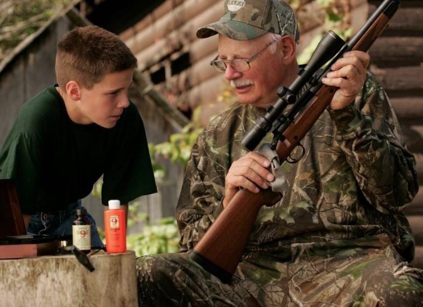 theammosource's tweet photo. Pick up a new gun recently? Make sure you keep it clean and lubricated https://t.co/RtmVmhNuZl #hoppes #guncleaning #guncleaningsupplies #rifle #pistol #shotgun #canadaguns #shootingsupplies #getsome #sfrc #theammosource @theammosource https://t.co/ibqTYOheqT