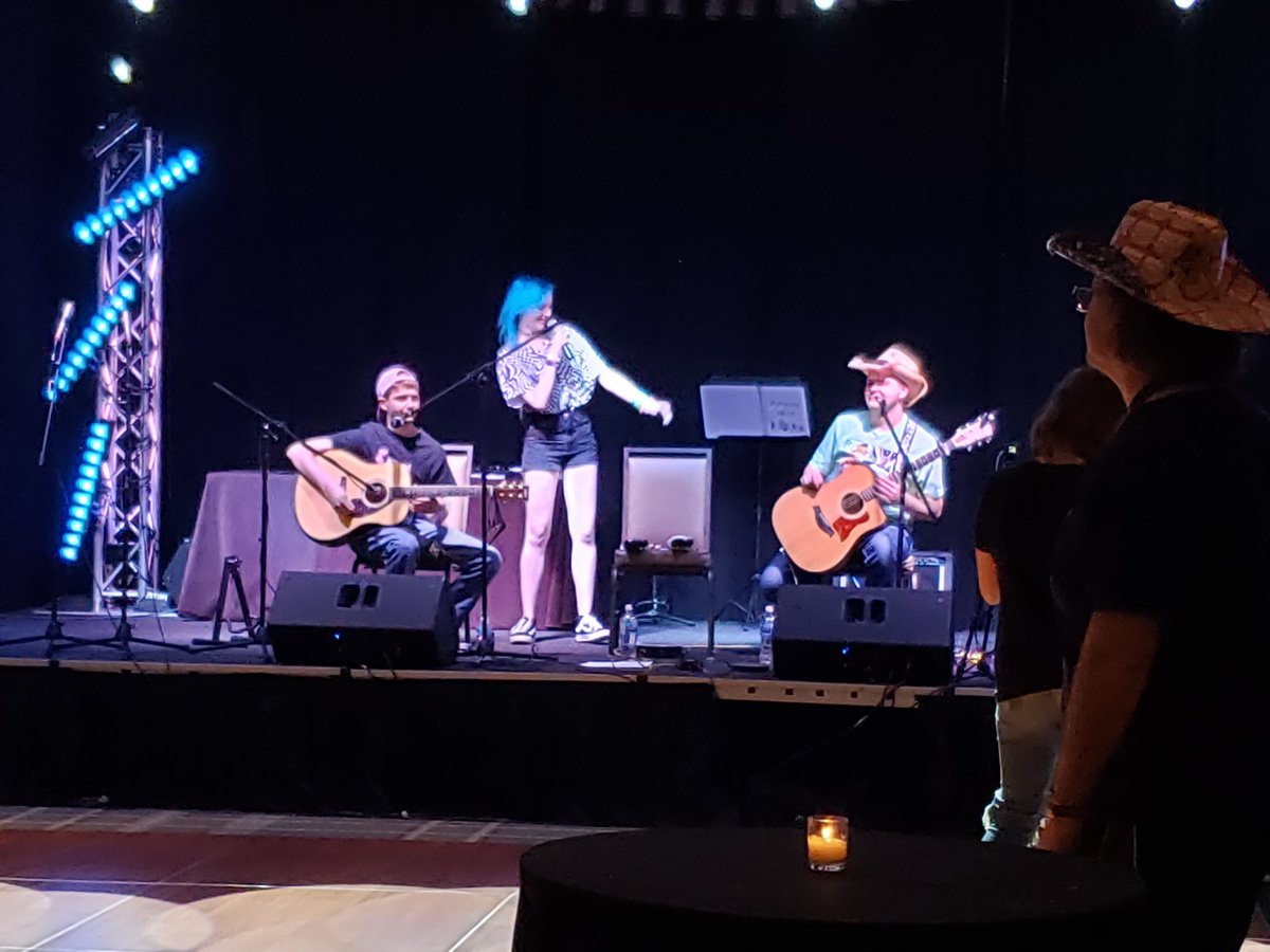 The Gala may be over, but that just means it's time for the #BassBall to begin! First up for tonight, we have <a href="/Loudsdale/">LOUDsdale</a>

#WCPC22