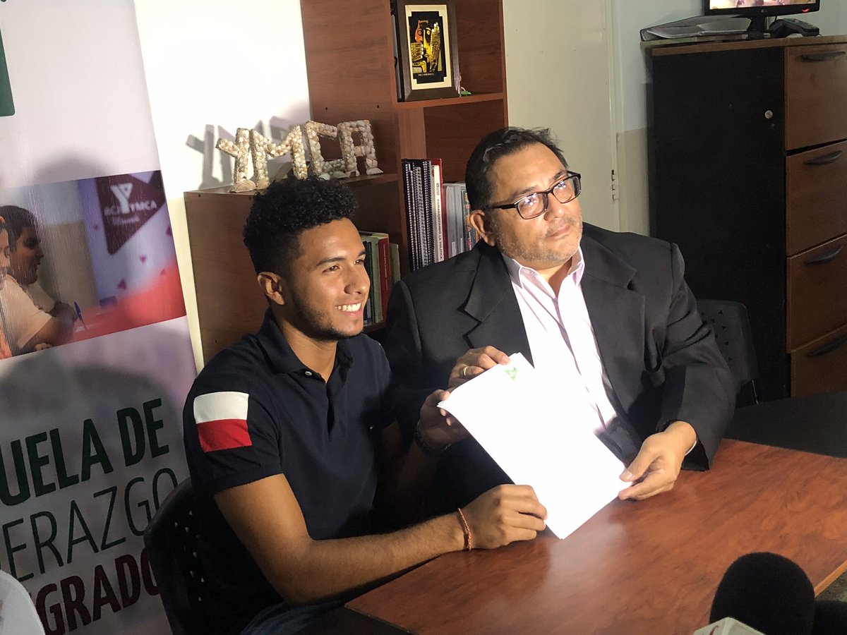 FBamec's tweet photo. ⭕️RUEDA | DE PRENSA
.
.
.
En d��as anteriores se realizó la firma del  convenio marco de cooperación interinstitucional entre @FBamec y @ymcamanabi 

#firmaconvenio 
#fundacionbamec
#ymcamanabí https://t.co/LR0uSBwH4l