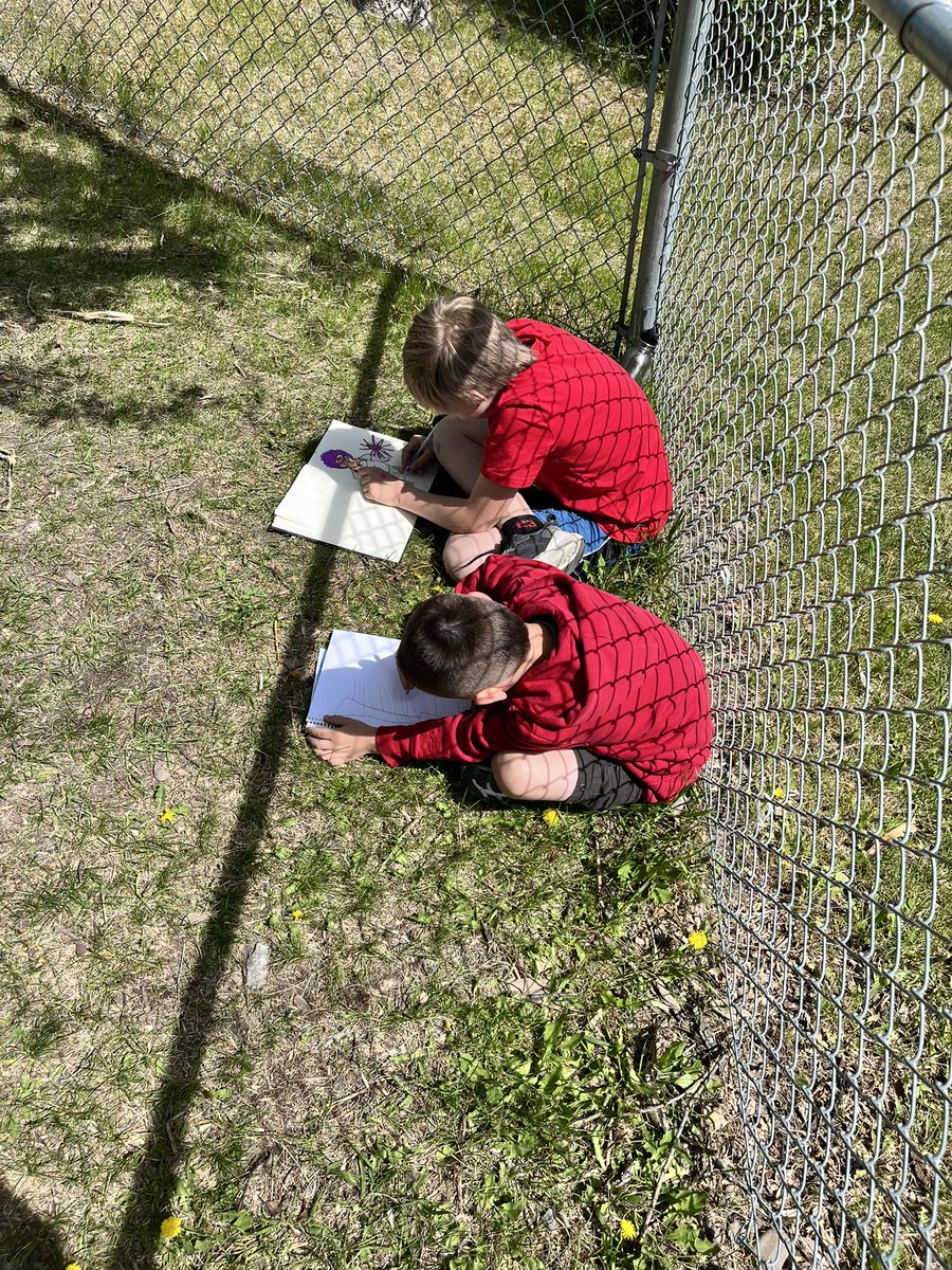 Feeling grateful for fresh air and our big buddies! 
Fresh air Friday was a success! We had a blast exploring and sketching the environment around us, using our 5 senses to guide our sketching. #wearecbe #freshairfriday