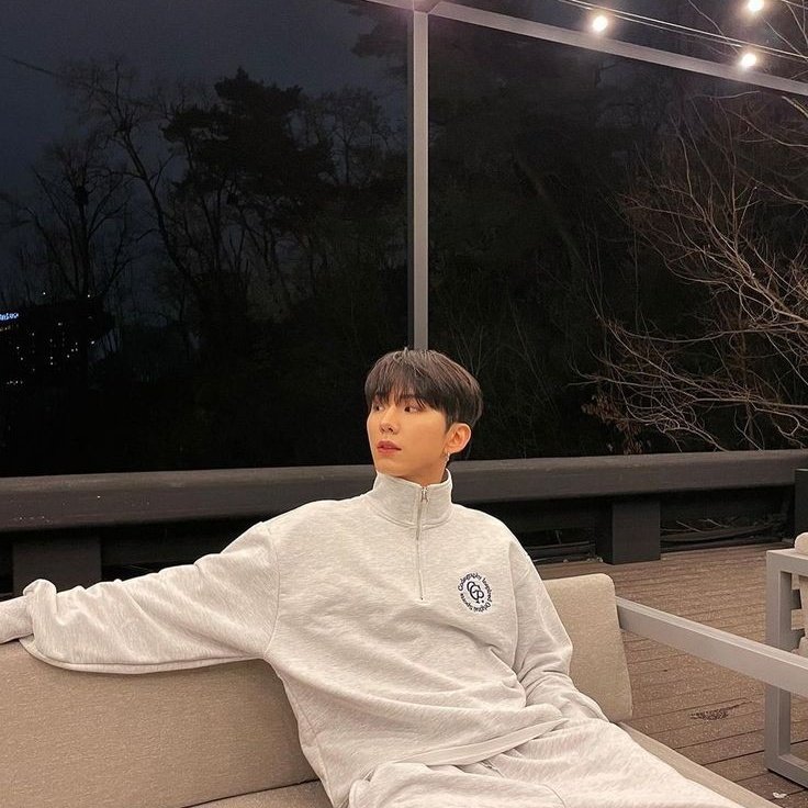 Kihyunimoon's tweet photo. ME ENCANTA https://t.co/00ShbxzQRP