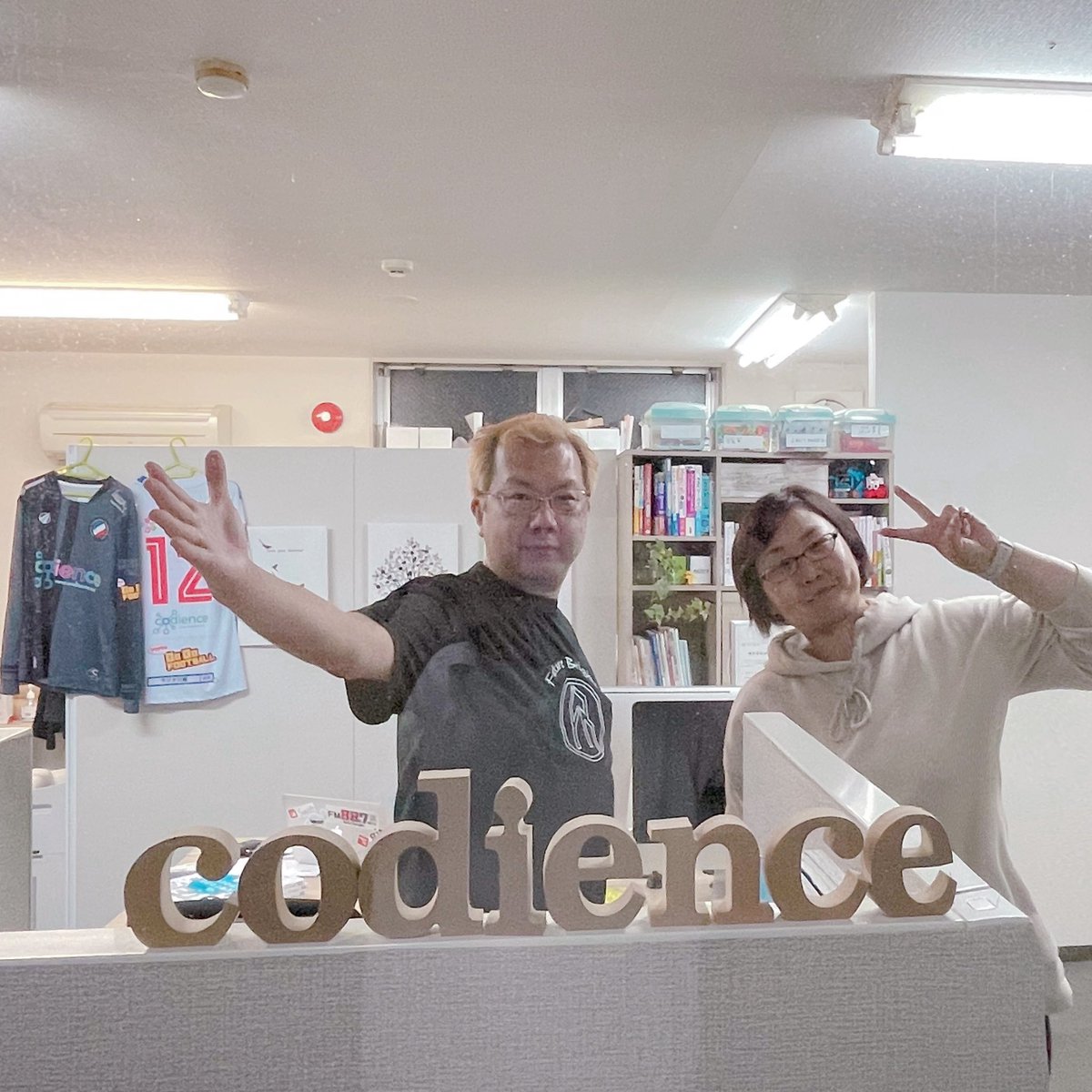 proken887's tweet photo. さ〜て、明日のラジオ川越は…

波平です。モルックはご存知ですかな？我が家に「発光さん」がやってきますぞ！

さて次回は
▽となりの発光さん
▽ヨシヌマはつらいよ
▽週末はモルック日和
の3本です

明日もまた、聞いてくださいね‼️
んがっぐっぐ

#ラジオ川越
#モルック
#imok
@rajiKAWA_hakko https://t.co/QGqM0q0q1y