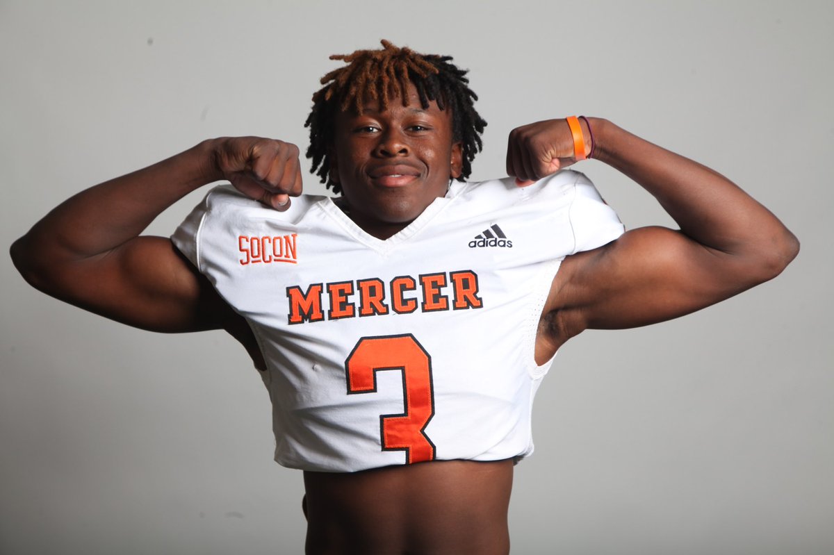 ArthurLeeBrown3's tweet photo. Blessed to receive a Division 1 🅾️ffer from Mercer University… 
RAISE THE BAR‼️‼️ @Bphammontree24 @HocoRecruits @CoachEdwards10 @KoachTaylor @KoachAdams @Drew_Cronic @MercerFootball @HoCoCoachGrace @Coach_Lamp23 @chastain_kelly @CoachSing18  @Ztaisler @MOMINTOFTRUTH @CoachT4L https://t.co/6PgGe9OPET