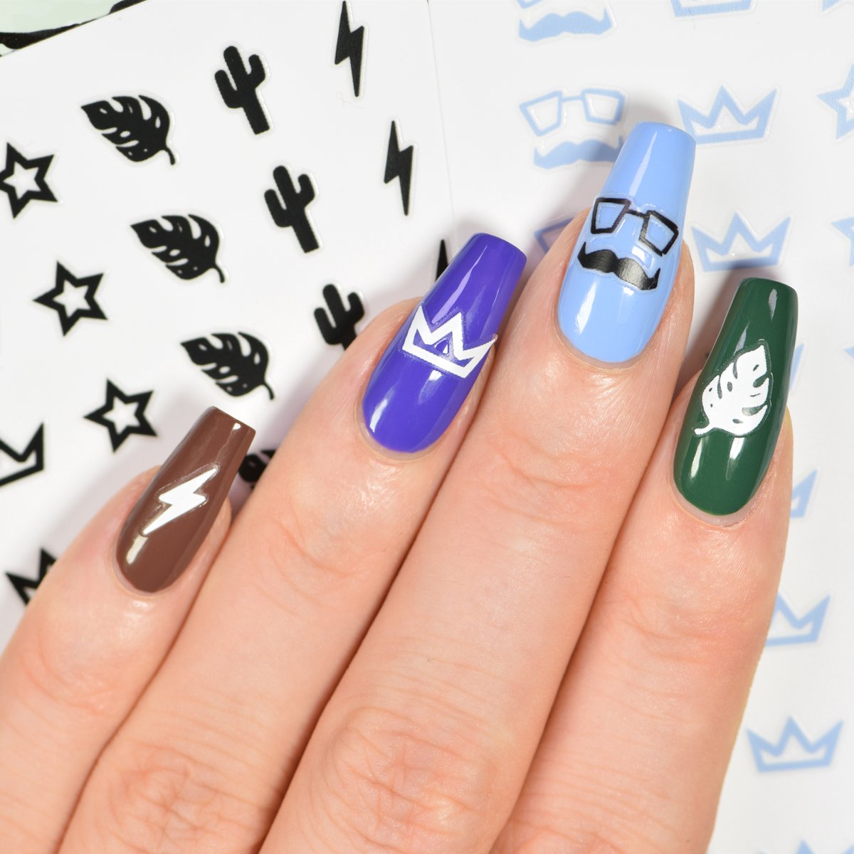 holotaco's tweet photo. You know we had to do it to ‘em 😏 Holo Taco x Julien 🤠 is here! 5 bold shades designed by Julien in a soft matte monstera collector’s box👓 Be extra with Julien nail stickers to pass the vibe check 😉✅💅 
Shop 🛍👇
https://t.co/pLIcv4UnT8
#holotacoxjulien #holotaco 💿🌮 https://t.co/DNI6bPDW2P